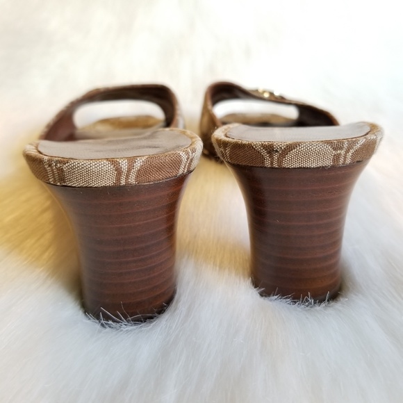 SALVATORE FERRAGAMO | Vintage Jacquard Sandals - Picture 6 of 8